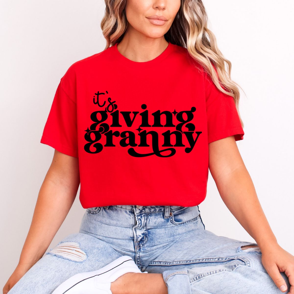 IT'S GIVING GRANNY *BLACK* - DTF TRANSFER