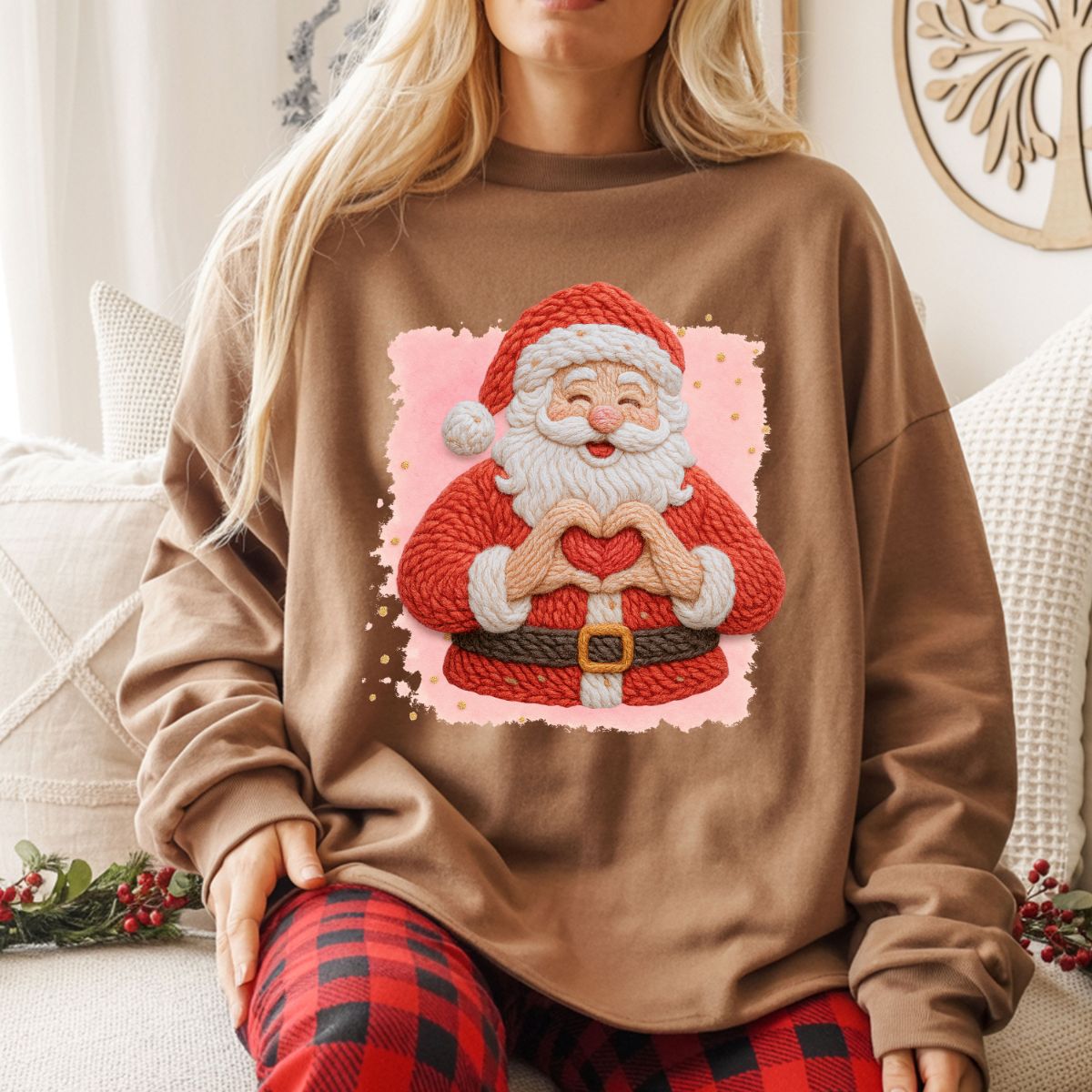 HAND HEART SANTA *FAUX YARN* - DTF TRANSFER