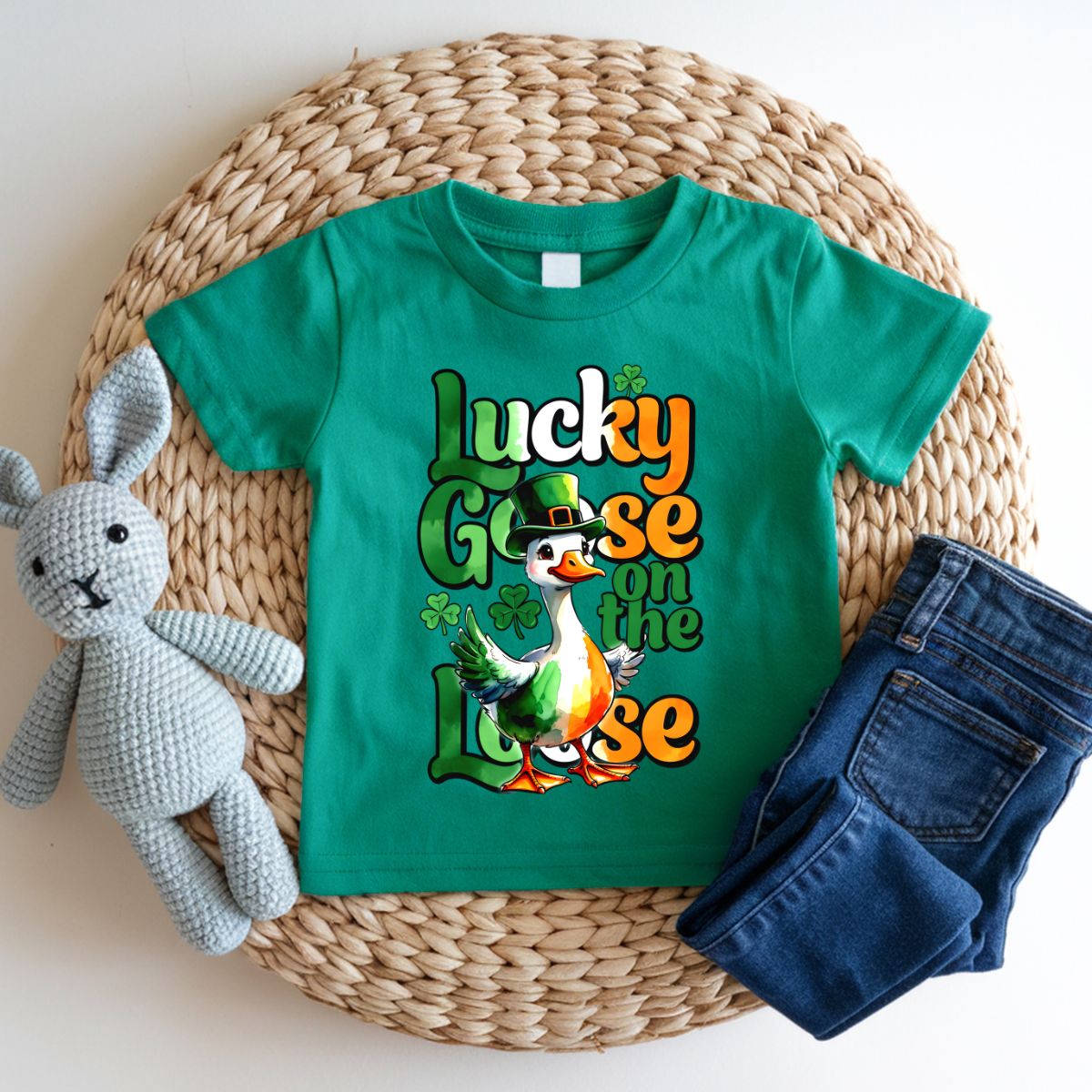 LUCKY GOOSE ON THE LOOSE - DTF TRANSFER