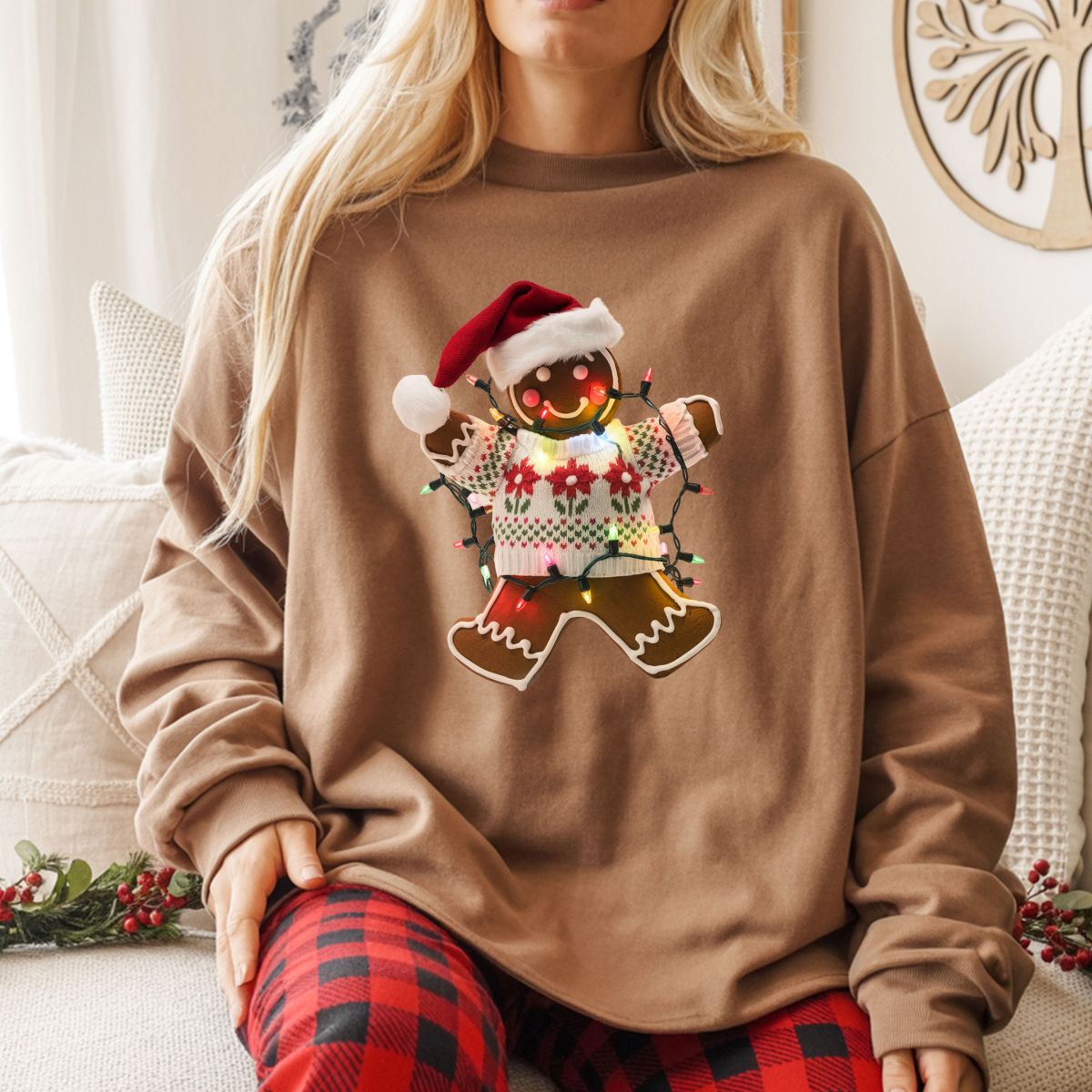 GINGERBREAD COVERED WITH CHRISTMAS LIGHTS - DTF TRANSFER